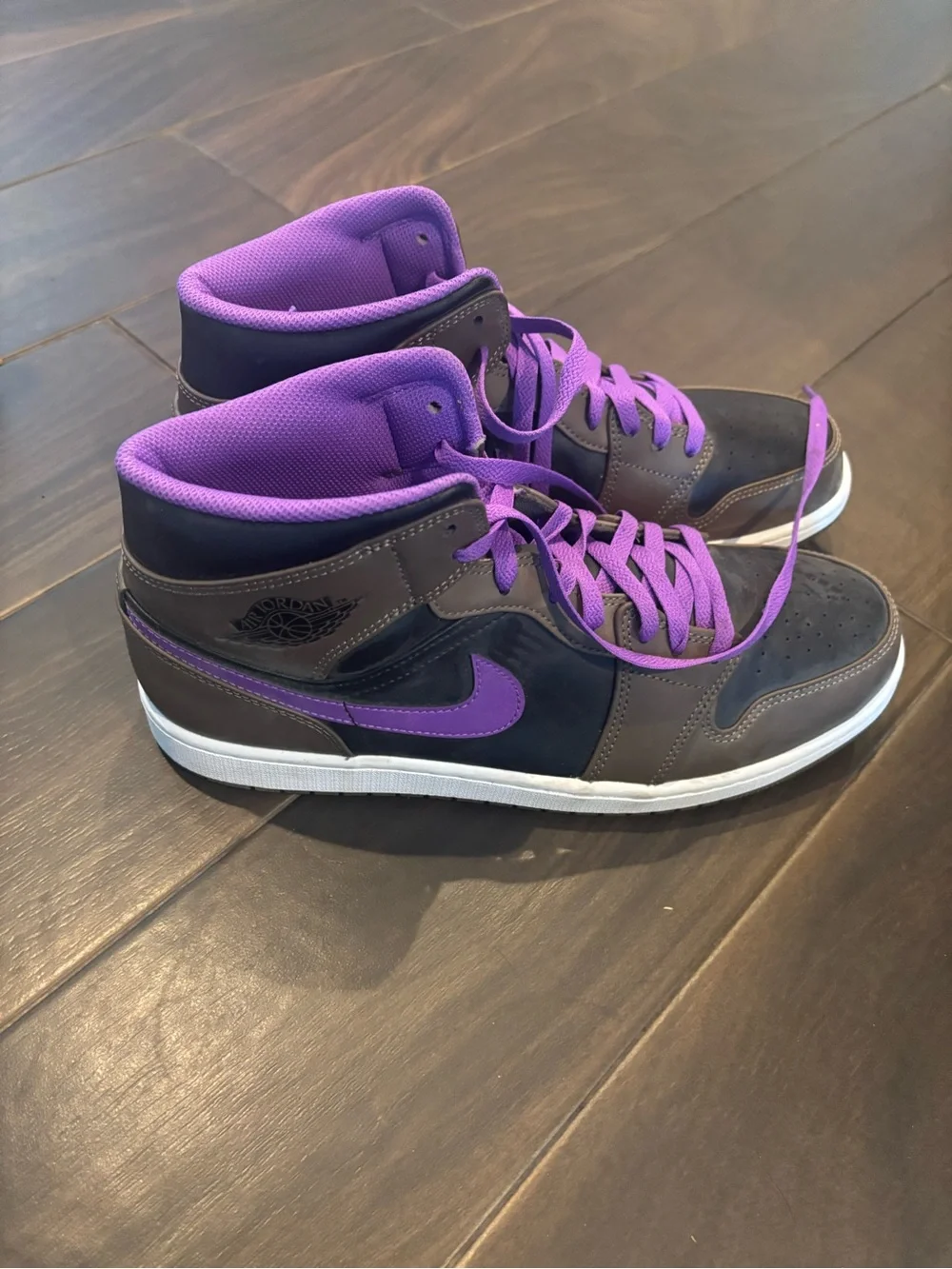 Jordan High-Top Sneakers in Purple and Brown with White Midsole